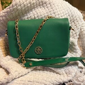 Tory Burch Emerald Green Saffiano Crossbody with Gold Chain
